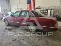 1995 Ford CROWN фото