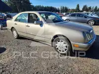 1996 Mercedes Benz E-Class photo