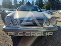 1996 Mercedes Benz E-Class photo