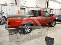 1997 Nissan Navara photo