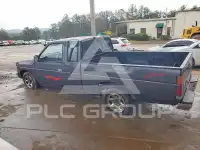 1997 Nissan Navara фото