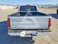 1997 Nissan Navara фото