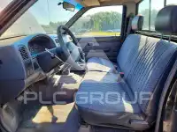 1997 Nissan Navara фото