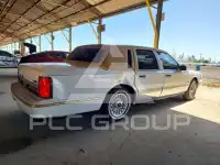 1997 Lincoln Town фото