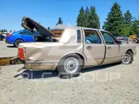 1997 Lincoln Town фото