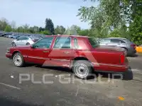 1997 Lincoln Town фото