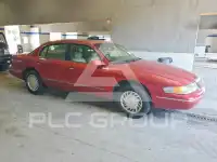 1997 Lincoln Continental photo