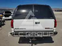 1997 GMC Suburban photo