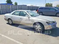 1997 Lexus ES300 photo
