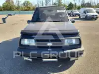 1998 Chevrolet TRACKER photo