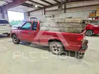 1998 Chevrolet S10 фото