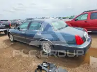 1998 Lincoln Town фото