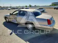 1998 Lincoln Town фото