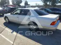 1998 Lexus LS400 photo