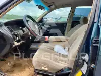 1998 Toyota AVALON photo