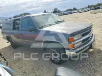 1999 Chevrolet Suburan фото
