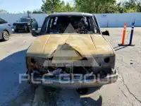 1999 Chevrolet Suburan фото