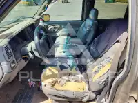 1999 Chevrolet Suburan фото