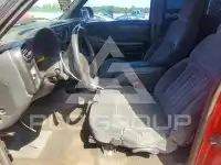 1999 Chevrolet S10 фото