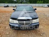 1999 Lincoln Town фото