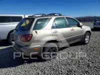 1999 Lexus RX300 photo