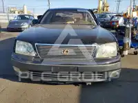 1999 Lexus LS400 photo