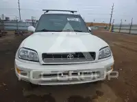 1999 Toyota RAV4 photo