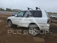 1999 Toyota RAV4 photo