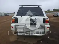 1999 Toyota RAV4 photo
