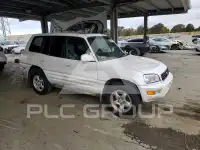 1999 Toyota RAV4 фото