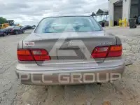 1999 Toyota AVALON photo