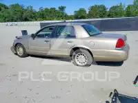 1999 Ford CROWN фото