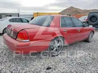 1999 Ford CROWN photo