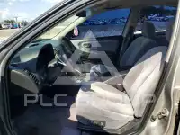 2000 Nissan MAXIMA photo