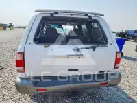 2000 Nissan PATHFINDER photo