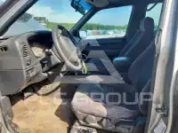 2000 Nissan PATHFINDER photo