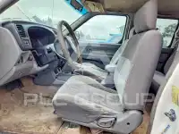 2000 Nissan FRONTIER photo
