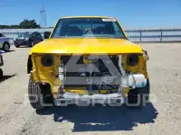 2000 Nissan FRONTIER фото