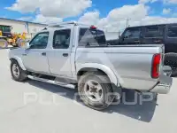 2000 Nissan FRONTIER фото