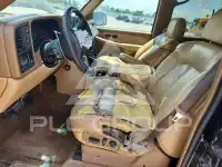 2000 Chevrolet Suburan photo