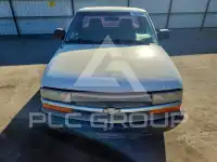 2000 Chevrolet S10 photo