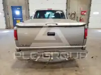 2000 Chevrolet S10 фото