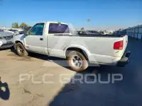 2000 Chevrolet S10 photo