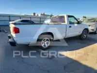 2000 Chevrolet S10 photo