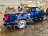 2000 Chevrolet S10 photo