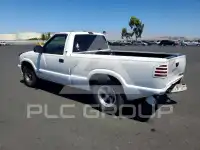 2000 Chevrolet S10 photo