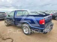 2000 Chevrolet S10 photo