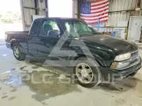 2000 Chevrolet S10 фото