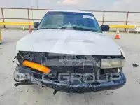 2000 Chevrolet S10 фото
