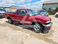 2000 Chevrolet S10 фото